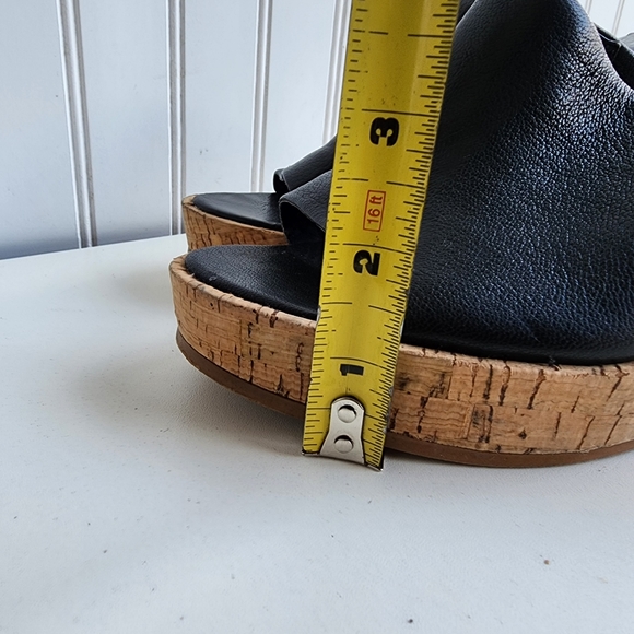 Vince Camuto Chaisen Platform Cork Wedges Black Leather Women's Sandals Sz 7M - Picture 9 of 12